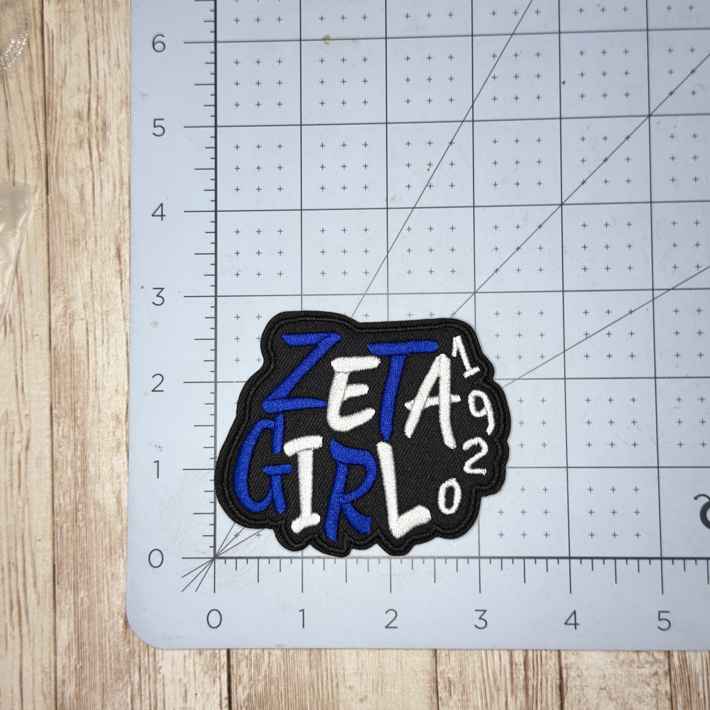 Zeta Girl 1920 Round Iron On Patch