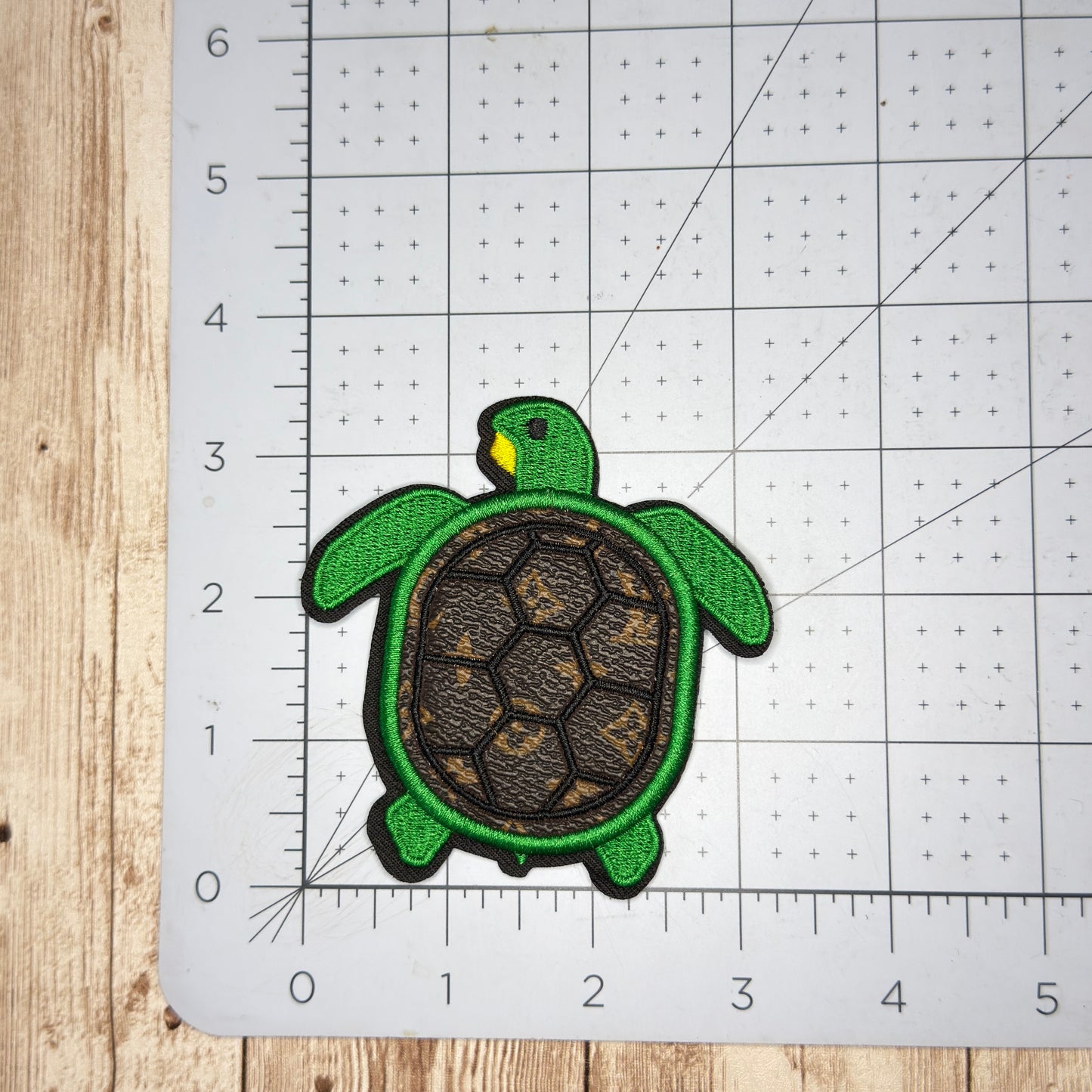 LL905 - Turtles - Multiple Colors