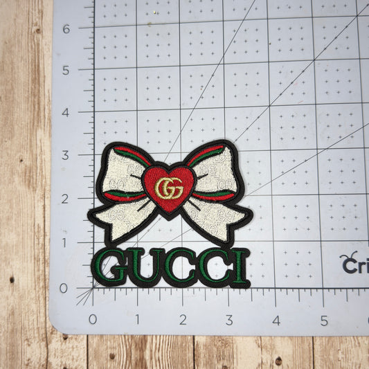 GG304 - Bows