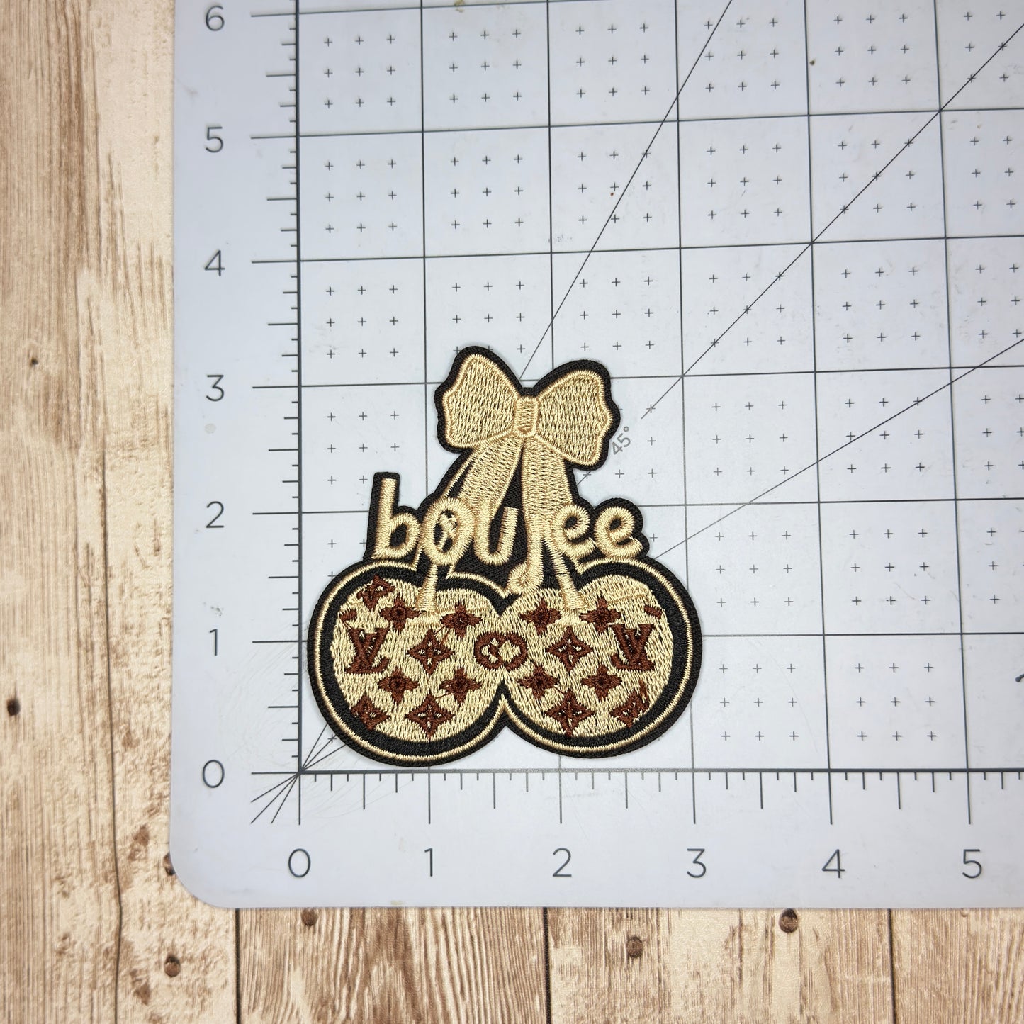 LL904 - Multiple Styles